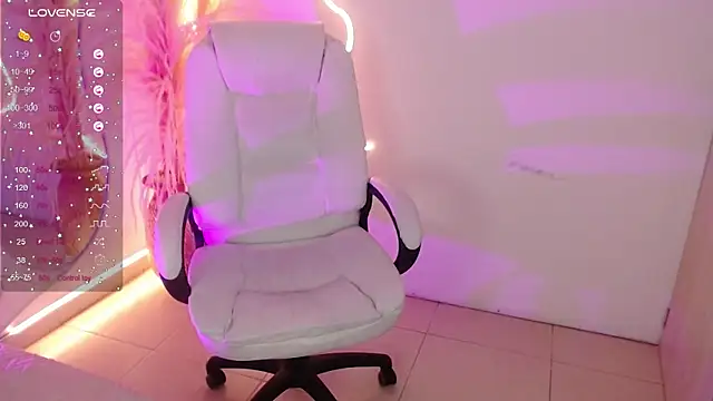 Sofi BBW online show from March 19, 3:51 pm