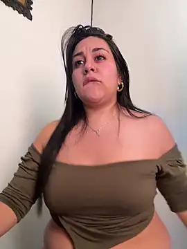 Sofi BBW online show from March 28, 8:32 pm