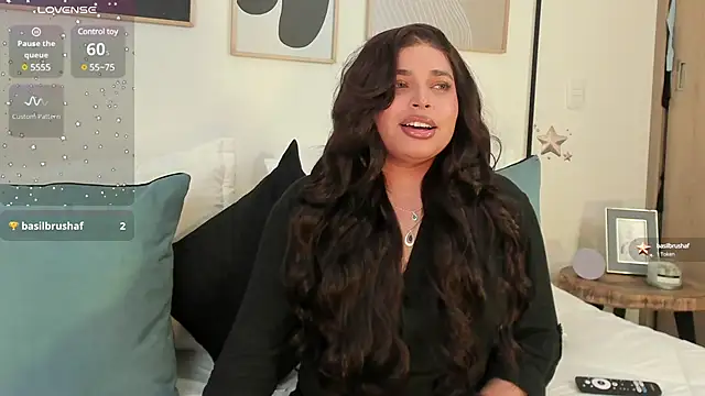 Snapshot of RachelRusso chatting on February 3, 12:47 am RachelRusso online show from February 3, 12:47 am