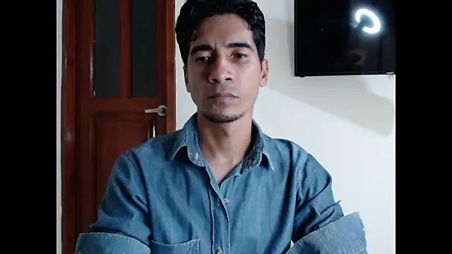 King Liam online show from January 27, 1:48 am