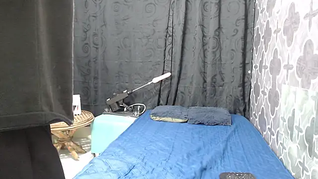 HENRY SENNI online show from February 28, 1:36 pm