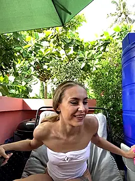 White Lu online show from April 10, 2:18 am