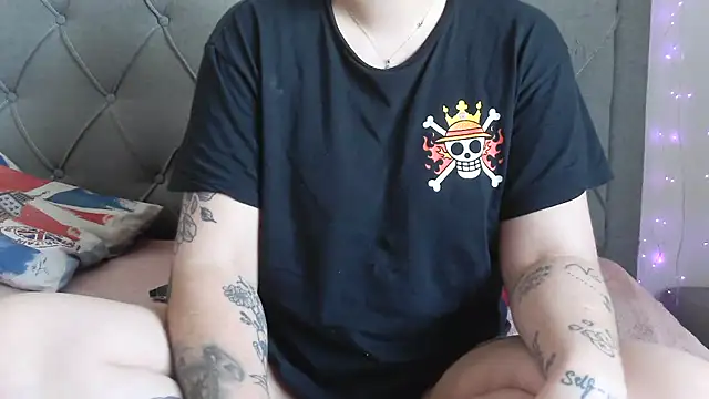 bunnyfox420 online show from April 22, 3:30 pm