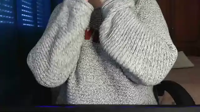 bunnyfox420 online show from December 20, 3:48 pm