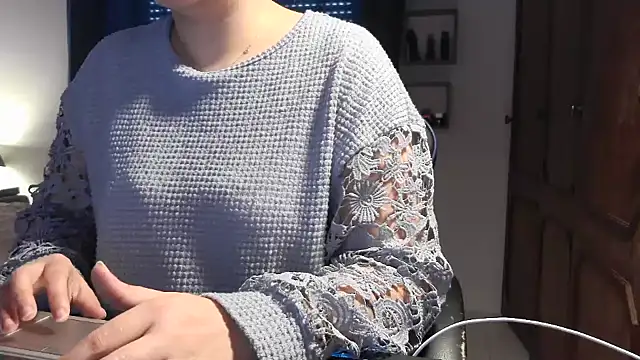 bunnyfox420 online show from March 4, 5:10 pm