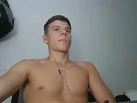 vitorsafado19 online show from February 6, 3:16 am