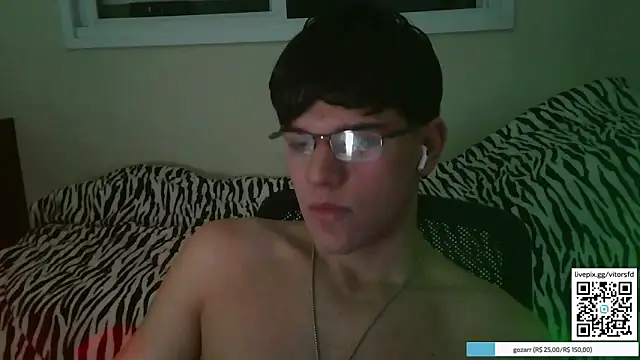 vitorsafado19 online show from October 18, 5:53 am