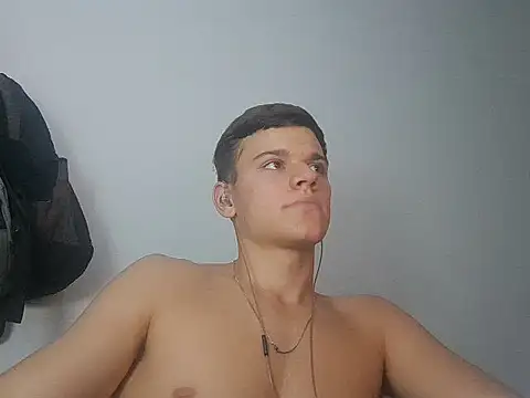vitorsafado19 online show from February 23, 4:50 am