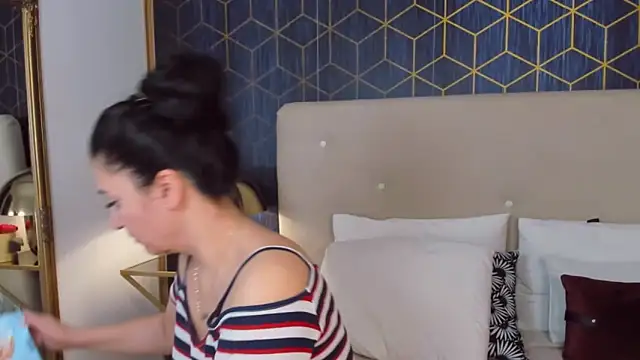 ValeryBlakes online show from February 4, 7:53 pm