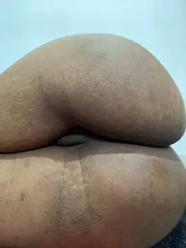 Charlotte bronxxx online show from February 14, 3:05 pm