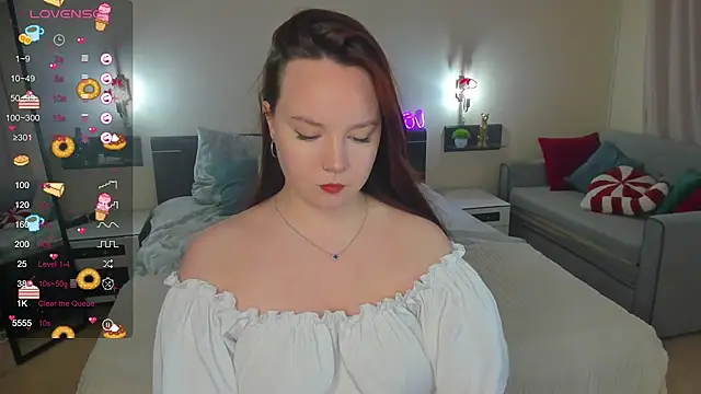 maya suun online show from June 1, 12:55 am