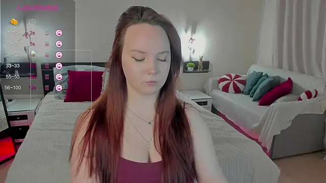 Snapshot of maya_suun chatting on June 15, 1:06 am maya suun online show from June 15, 1:06 am