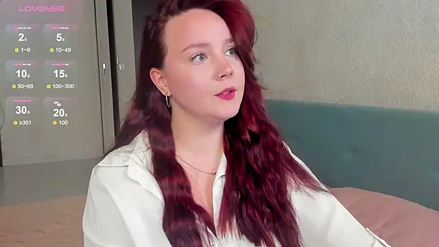 maya suun online show from May 23, 1:37 am
