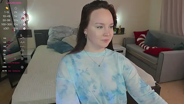 maya suun online show from May 27, 1:57 am