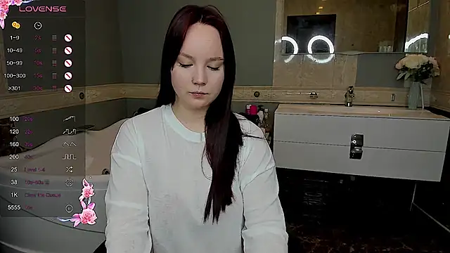 maya suun online show from April 22, 1:34 am