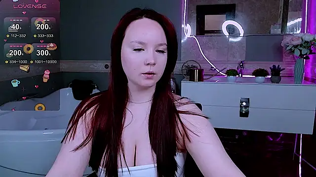 maya suun online show from May 6, 1:20 am