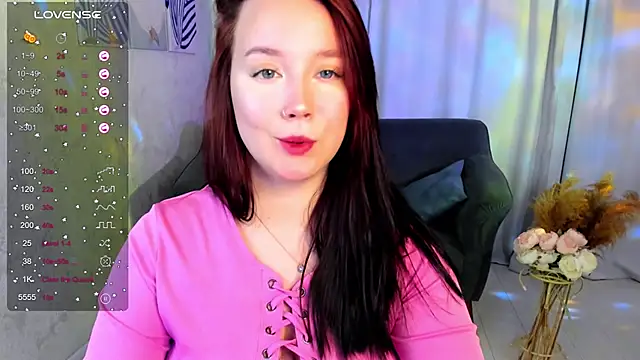 Snapshot of maya_suun chatting on November 14, 2:15 am maya suun online show from November 14, 2:15 am