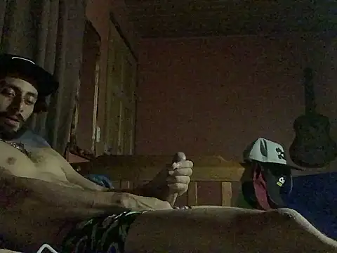 Snapshot of Nooneisthis chatting on March 3, 10:49 am Nooneisthis online show from March 3, 10:49 am