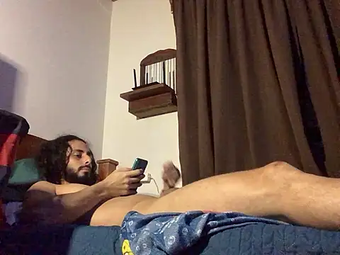 Nooneisthis online show from November 3, 7:13 am