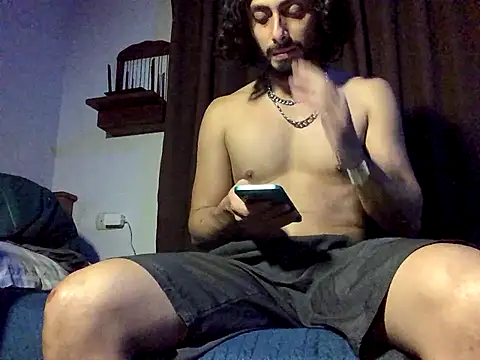 Snapshot of Nooneisthis chatting on October 27, 6:47 am Nooneisthis online show from October 27, 6:47 am