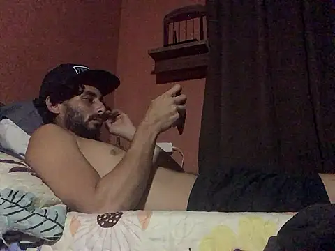 Snapshot of Nooneisthis chatting on February 18, 7:43 am Nooneisthis online show from February 18, 7:43 am