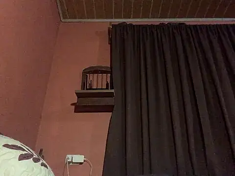 Snapshot of Nooneisthis chatting on March 6, 6:30 am Nooneisthis online show from March 6, 6:30 am