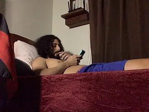 Nooneisthis online show from December 23, 6:45 am