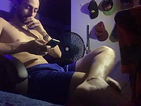 Snapshot of Nooneisthis chatting on September 9, 6:45 am Nooneisthis online show from September 9, 6:45 am