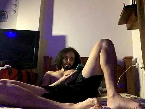 Snapshot of Nooneisthis chatting on September 23, 6:20 am Nooneisthis online show from September 23, 6:20 am