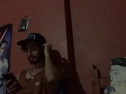 Snapshot of Nooneisthis chatting on February 15, 4:47 am Nooneisthis online show from February 15, 4:47 am