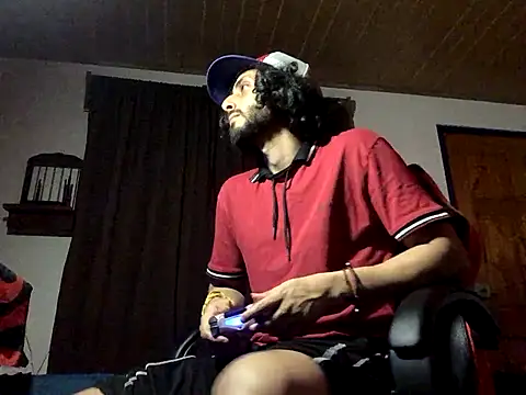 Snapshot of Nooneisthis chatting on October 24, 7:07 am Nooneisthis online show from October 24, 7:07 am