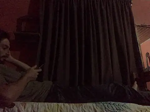 Snapshot of Nooneisthis chatting on February 10, 6:31 am Nooneisthis online show from February 10, 6:31 am