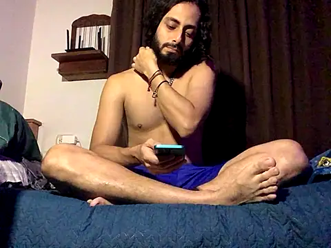 Snapshot of Nooneisthis chatting on October 28, 6:34 am Nooneisthis online show from October 28, 6:34 am