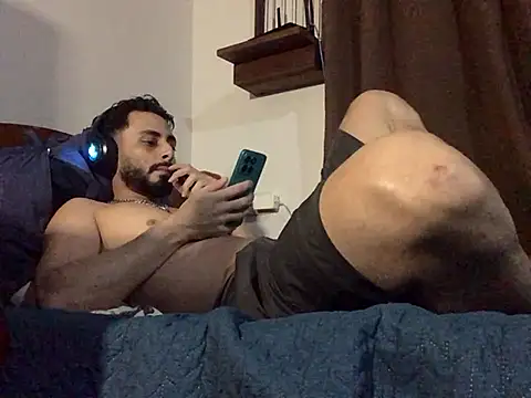 Nooneisthis online show from March 6, 6:52 am