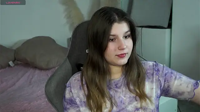 Snapshot of nawuwu chatting on November 29, 6:46 am nawuwu online show from November 29, 6:46 am