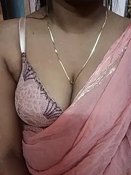 Snapshot of Vedha_Vedhika chatting on September 20, 8:58 pm Vedha Vedhika online show from September 20, 8:58 pm