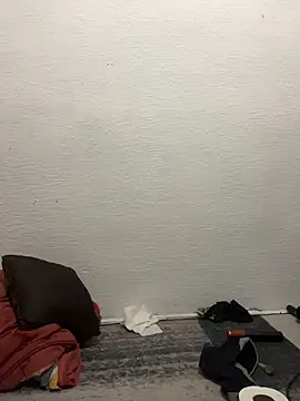 paullliliu online show from July 21, 8:04 am
