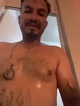 paullliliu online show from July 23, 9:44 pm