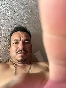 Snapshot of paullliliu chatting on March 2, 3:41 pm paullliliu online show from March 2, 3:41 pm