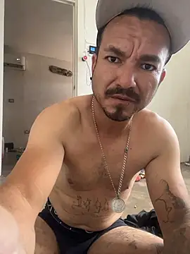 paullliliu online show from July 9, 7:02 pm