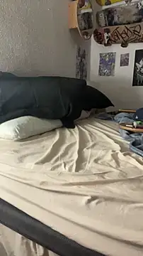 Snapshot of paullliliu chatting on September 23, 9:16 am paullliliu online show from September 23, 9:16 am