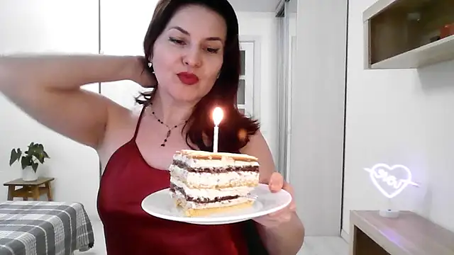 Victoria Glam online show from March 19, 1:51 pm