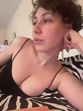 Molli Luv online show from January 8, 11:38 am