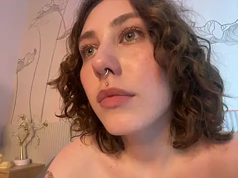 Snapshot of Molli_Luv chatting on February 27, 6:09 pm Molli Luv online show from February 27, 6:09 pm