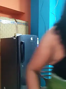 horny lizia online show from April 14, 6:35 pm