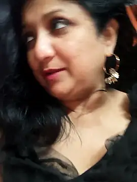 horny lizia online show from December 15, 7:31 pm