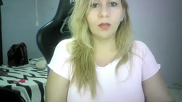 mariana0x online show from October 29, 12:04 pm