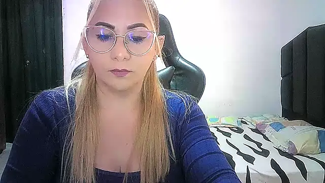 mariana0x online show from March 23, 6:52 pm