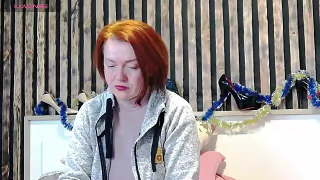 Snapshot of Alis_Lovi chatting on January 17, 11:41 pm Alis Lovi online show from January 17, 11:41 pm