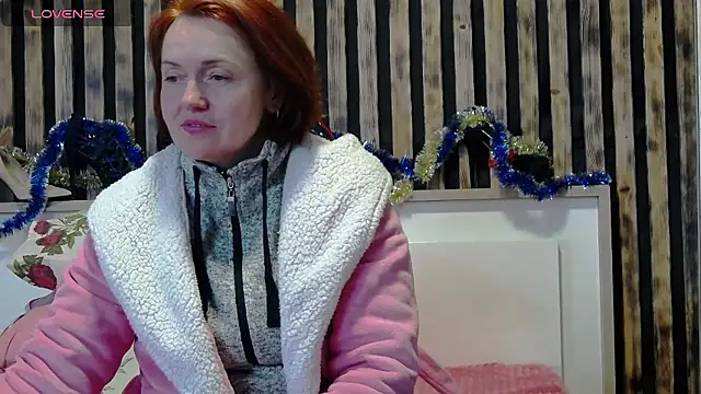 Snapshot of Alis_Lovi chatting on January 17, 11:25 am Alis Lovi online show from January 17, 11:25 am